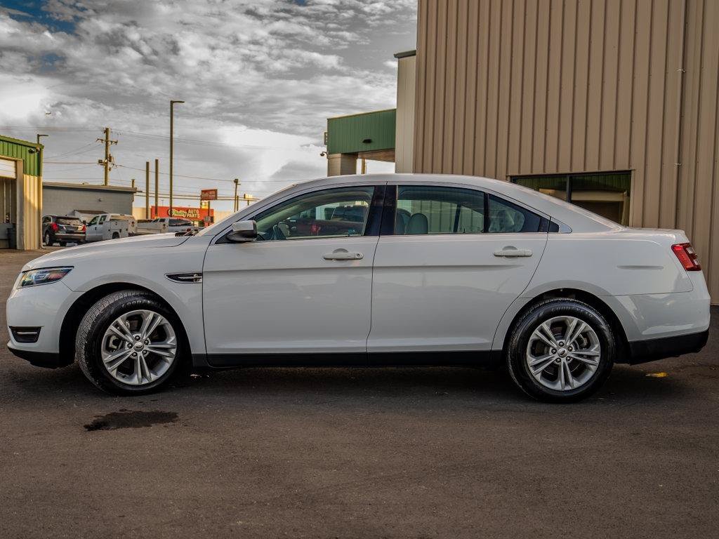 Used 2017 Ford Taurus SEL w/ Equipment Group 201A FWD image 5