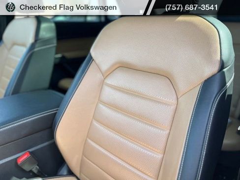 Used 2023 Volkswagen Atlas Cross Sport SEL Premium R-Line image 23