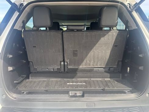 Used 2024 Toyota Sequoia SR5 w/ SR5 Premium Package AWD/4WD image 28
