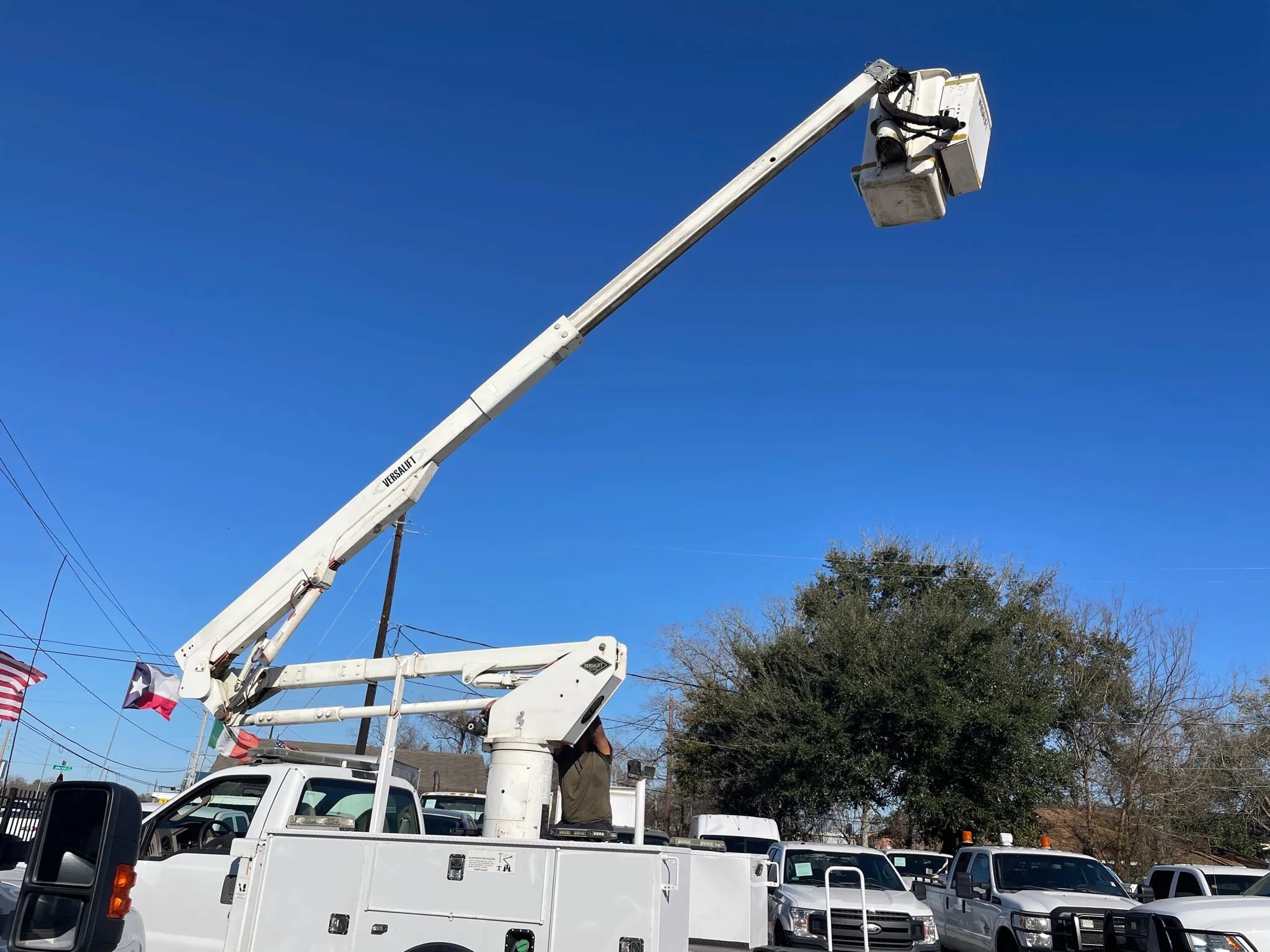 Used 2008 Ford F550 Luxury RWD image 19