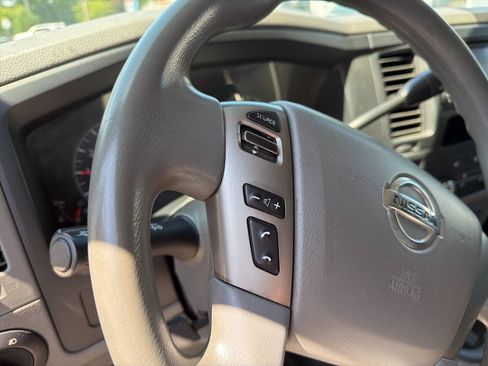 Used 2018 Nissan NV 2500 S RWD image 22