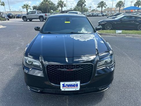 Used 2023 Chrysler 300 S RWD image 6