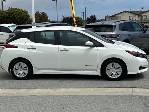 Used 2019 Nissan Leaf S w/ S Charge Package FWD image 2