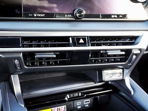 Used 2024 Lexus RX 350 350 w/ Technology Package image 29