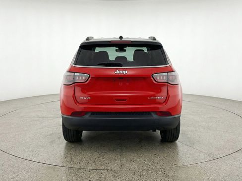 Used 2025 Jeep Compass Limited AWD/4WD image 7