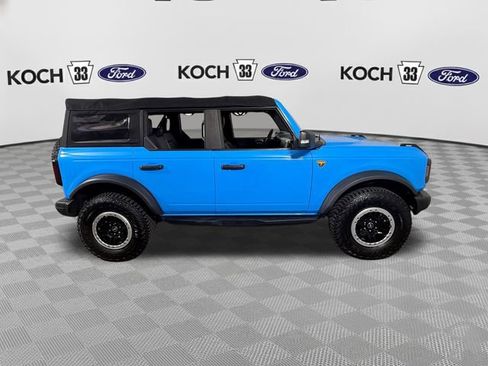 Used 2022 Ford Bronco Badlands w/ Sasquatch Package AWD/4WD image 9