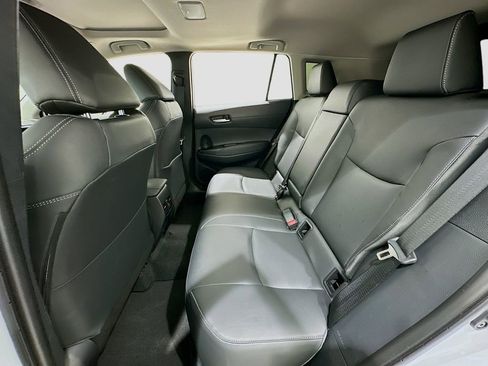 Used 2026 Toyota Corolla Cross XLE w/ Convenience Package FWD image 26