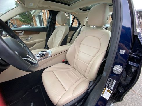 Used 2019 Mercedes-Benz C 300 4MATIC Sedan image 30