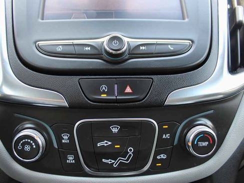 Used 2024 Chevrolet Equinox LS w/ LS Convenience Package FWD image 20