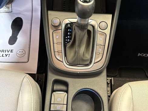 Certified 2022 Hyundai Kona Limited image 29