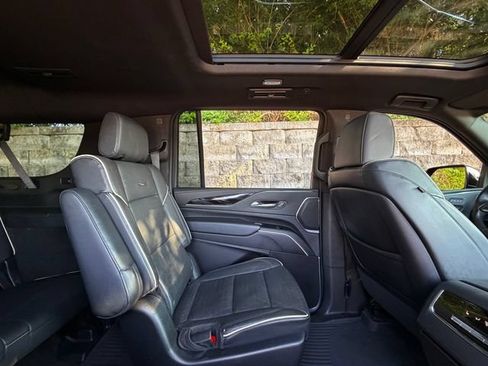 Used 2023 Cadillac Escalade ESV Sport w/ Touring Package AWD/4WD image 36