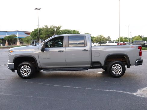 Used 2024 Chevrolet Silverado 2500 LT w/ Safety Package AWD/4WD image 35