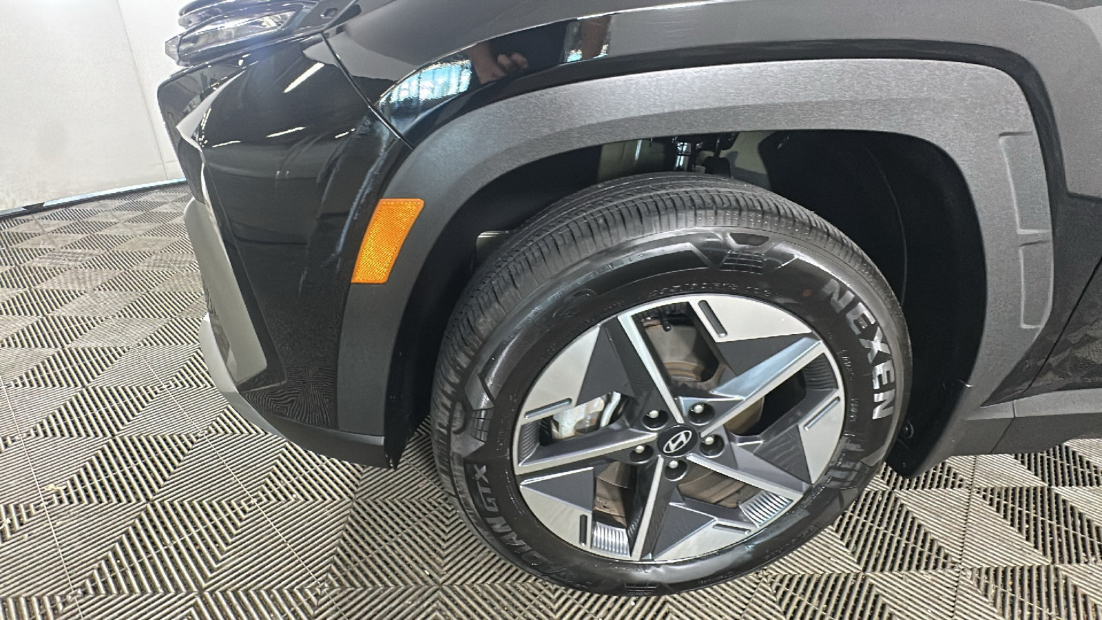 Certified 2025 Hyundai Tucson SEL AWD/4WD image 11