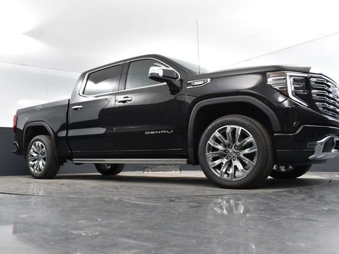Used 2025 GMC Sierra 1500 Denali w/ Denali Reserve Package AWD/4WD image 55