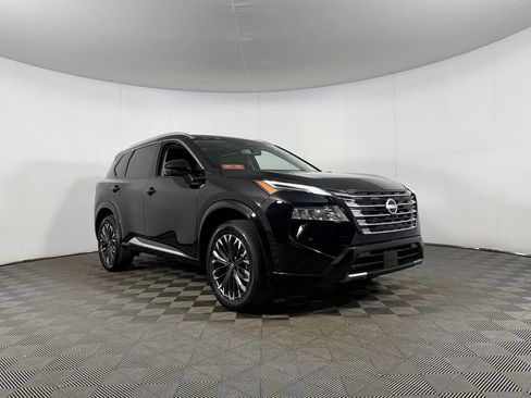 Used 2026 Nissan Rogue Platinum w/ Platinum Premium Package AWD/4WD image 5