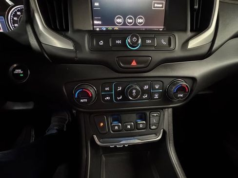 Used 2021 GMC Terrain SLE w/ Driver Convenience Package AWD/4WD image 3