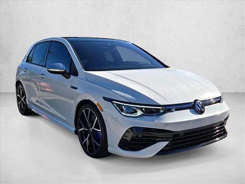 Used 2024 Volkswagen Golf R image 3