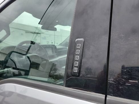 Used 2024 Ford F350 XLT image 14