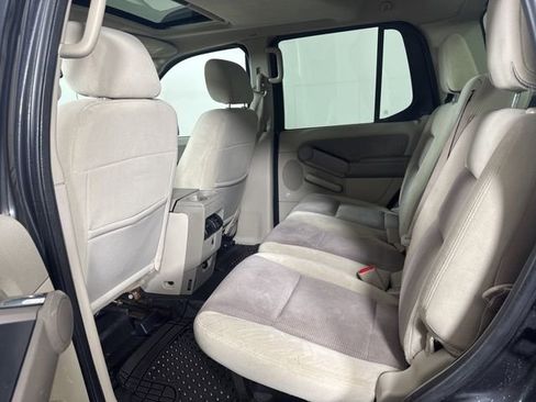 Used 2007 Ford Explorer Sport Trac XLT image 12