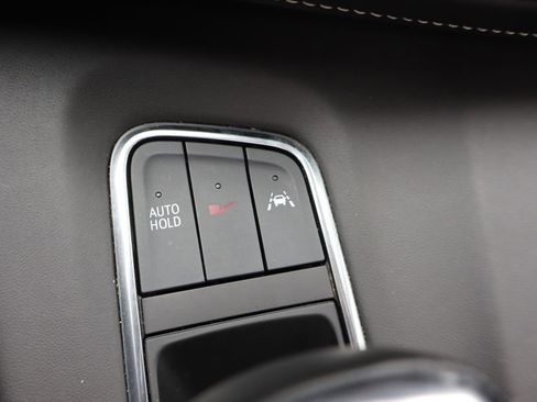 Used 2024 Cadillac Escalade ESV V AWD/4WD image 12