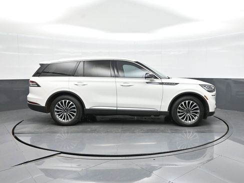 Used 2022 Lincoln Aviator Reserve w/ Equipment Group 201A RWD image 16