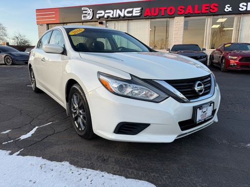 Used 2016 Nissan Altima 2.5 S w/ Power Driver Seat Package image 1