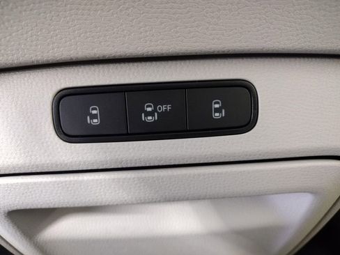 New 2025 Volkswagen ID. Buzz Pro S Plus image 37