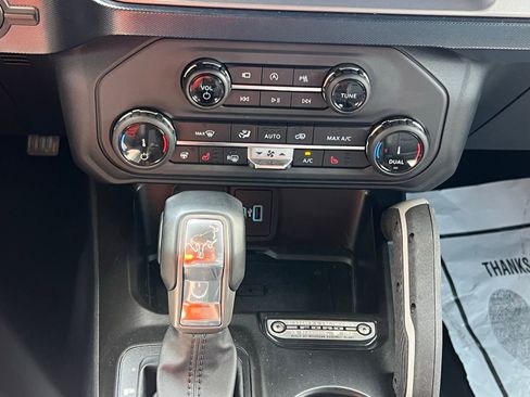 Used 2022 Ford Bronco Outer Banks AWD/4WD image 30