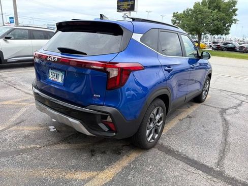 Used 2024 Kia Seltos S AWD/4WD image 9