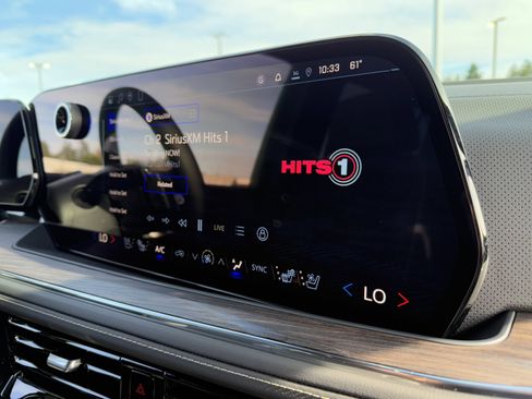 New 2026 Chevrolet Suburban Premier image 15