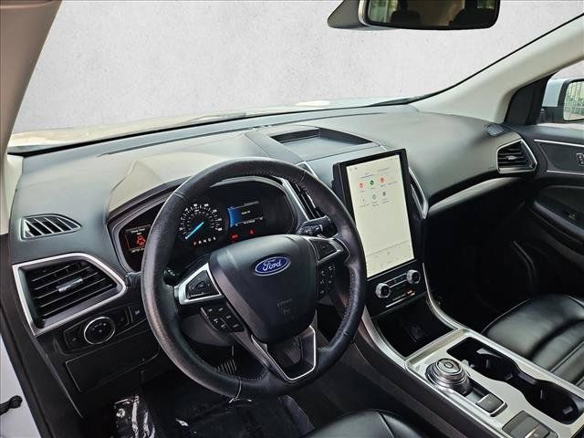 Used 2024 Ford Edge SEL AWD/4WD image 10
