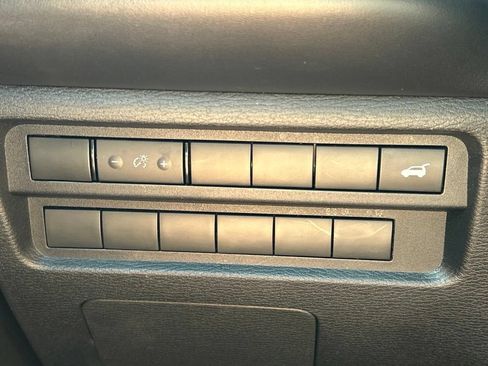 Used 2024 Mitsubishi Outlander SE FWD image 30