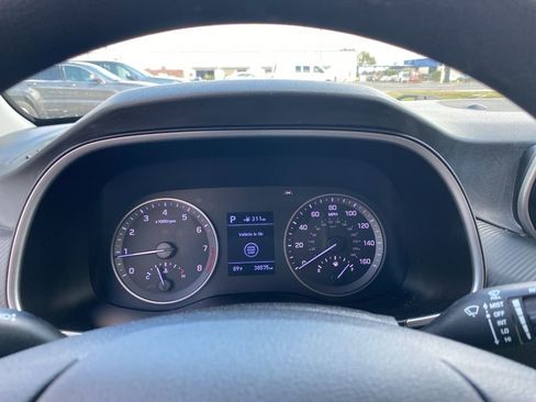 Used 2019 Hyundai Tucson SEL image 19