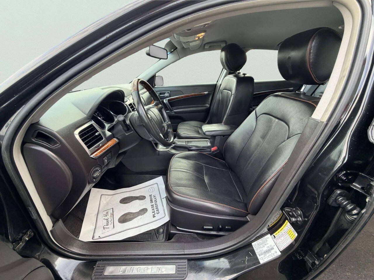 Used 2012 Lincoln MKZ FWD image 17