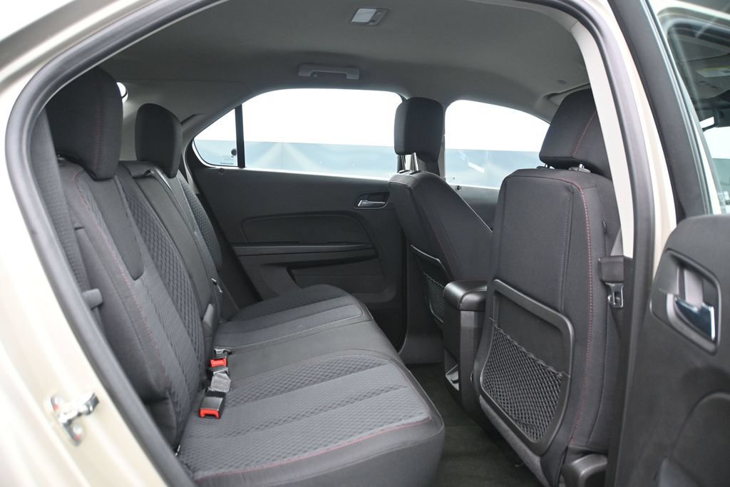 Used 2014 Chevrolet Equinox LS FWD image 3