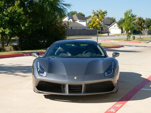 Used 2016 Ferrari 488 GTB image 19