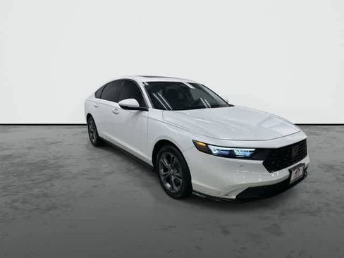 Certified 2024 Honda Accord EX-L image 6