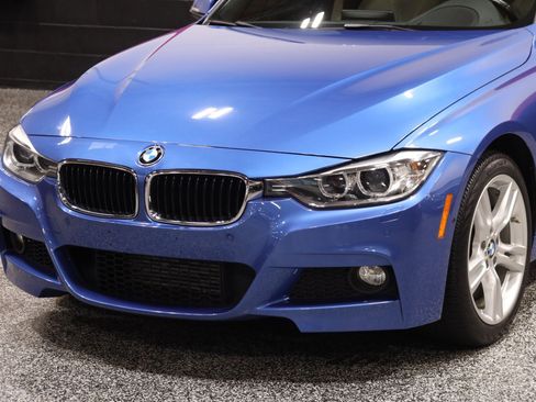 Used 2015 BMW 328i xDrive Sedan AWD/4WD image 13