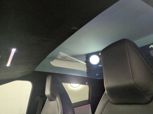 Used 2024 Tesla Cybertruck AWD Crew Cab image 24