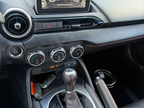 Used 2016 MAZDA MX-5 Miata Grand Touring RWD image 23