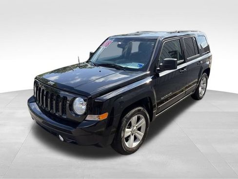 Used 2017 Jeep Patriot Sport w/ Power Value Group FWD image 27