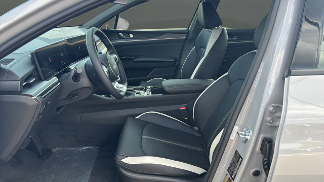 New 2026 Kia K5 GT-Line AWD/4WD image 9