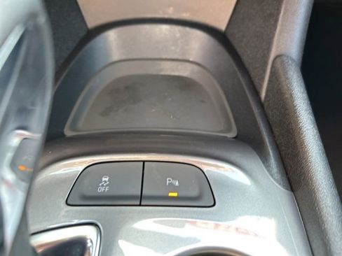 Used 2024 Chevrolet Malibu RS FWD image 25