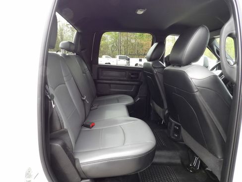 Used 2024 RAM 3500 Tradesman w/ Chrome Appearance Group AWD/4WD image 35
