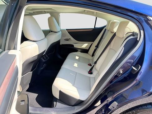 Used 2025 Lexus ES 350 w/ Premium Package image 20