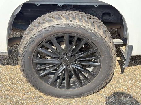 Used 2021 Chevrolet Silverado 1500 RST AWD/4WD image 5