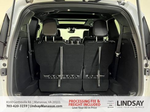 New 2026 Chrysler Pacifica Select image 8