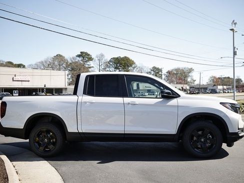 New 2026 Honda Ridgeline Black Edition image 15