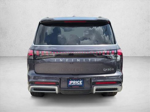 Used 2025 INFINITI QX80 Luxe AWD/4WD image 7