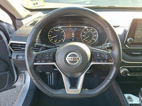 Used 2019 Nissan Altima 2.5 SR image 19